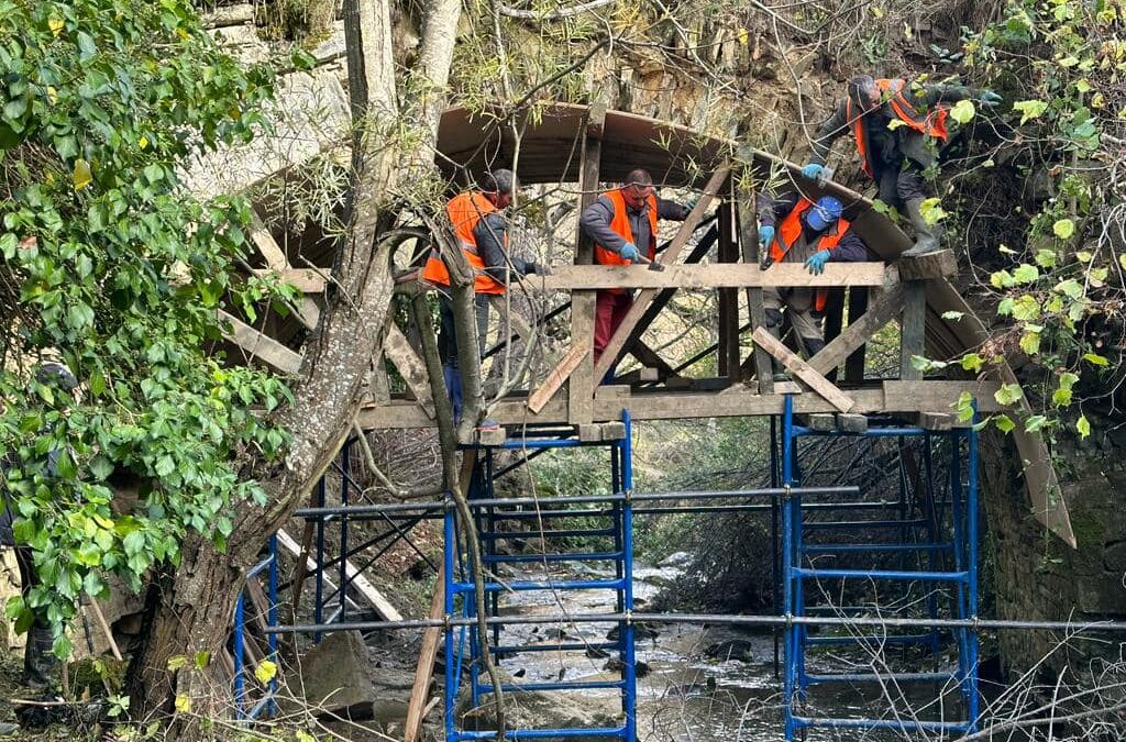 Restaurimi dhe ndërhyrja në urën e fshatit Niçë